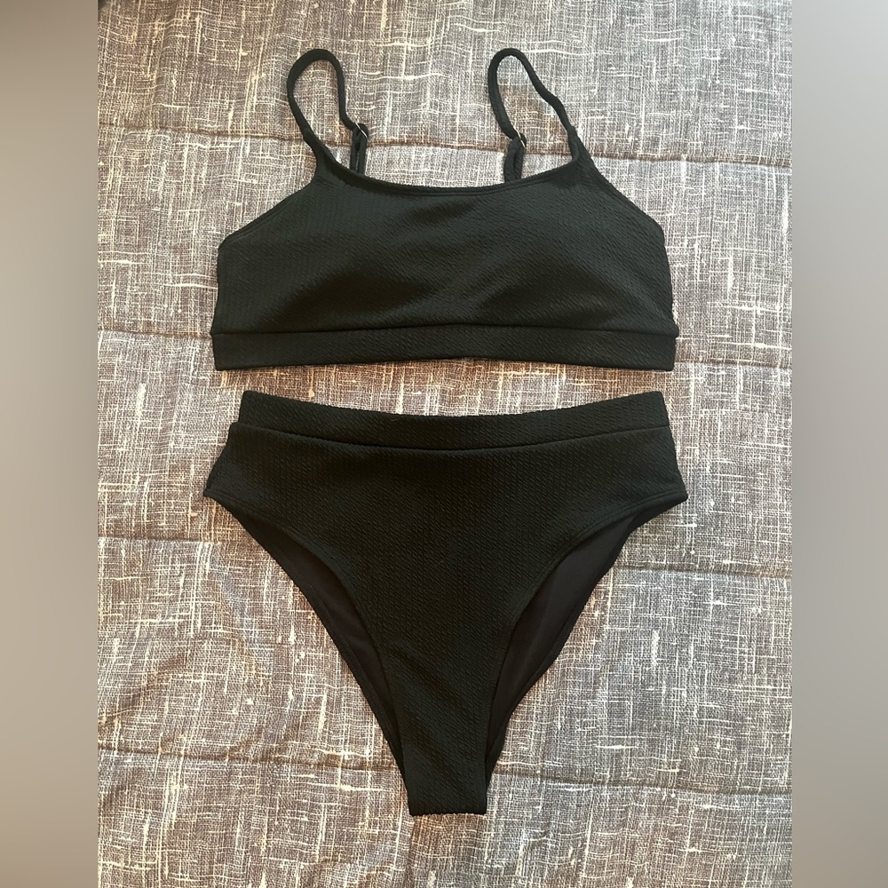 SHEIN 3 PIECE SWIM SUIT & WRAP